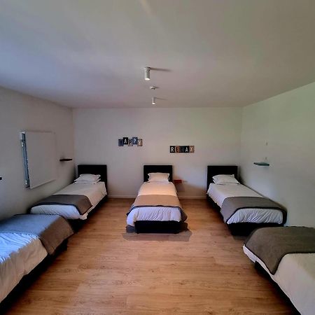 Azulrelax Hostel 新皮尼亚尔 外观 照片